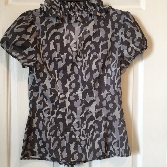 LOFT Ruffle Front Gray Top closet clean out!💕 - Picture 6 of 8